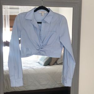 Blue crop twist shirt